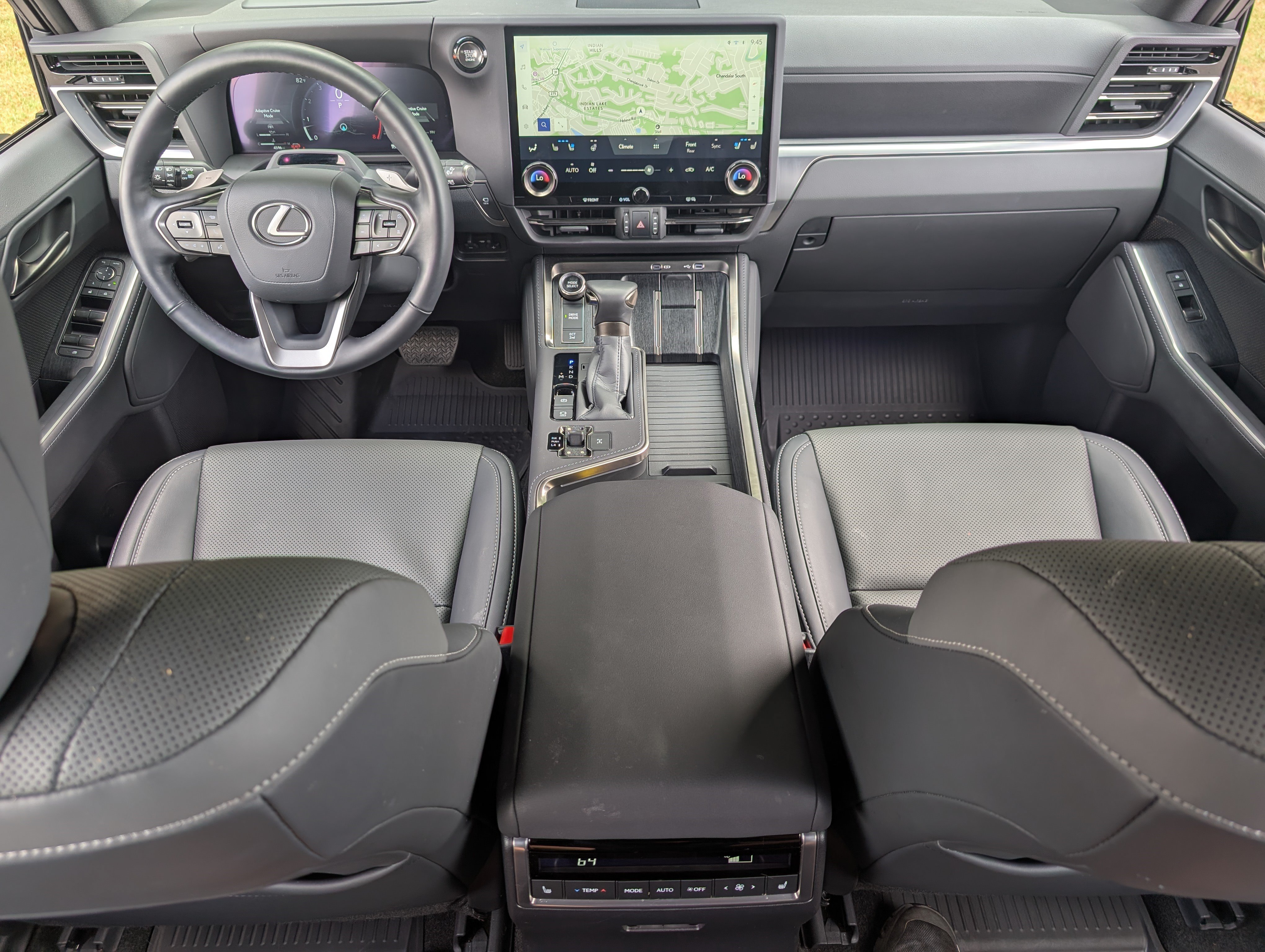 Used 2026 Lexus GX 550 w/ Accessory Package (2T) AWD/4WD image 24