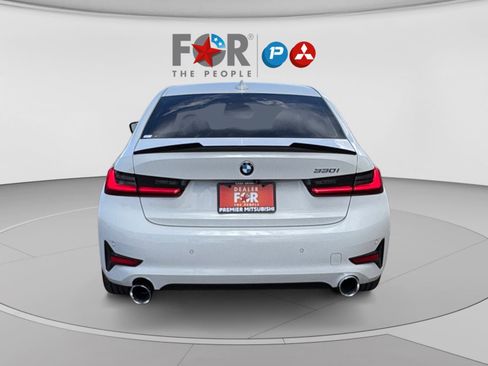 Used 2019 BMW 330i Sedan w/ Driving Assistance Package RWD image 4