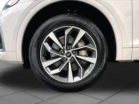 Used 2022 Audi Q5 2.0T Premium w/ Convenience Package AWD/4WD image 11