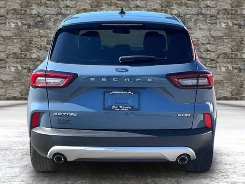 Used 2024 Ford Escape Active AWD/4WD image 5
