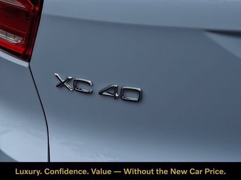 Certified 2026 Volvo XC40 B5 Plus w/ Protection Package Premier AWD/4WD image 30