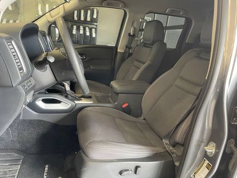 Certified 2022 Nissan Frontier SV AWD/4WD image 10