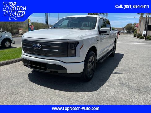 Used 2022 Ford F150 Lightning Lariat w/ Max Trailer Tow Package AWD/4WD image 1