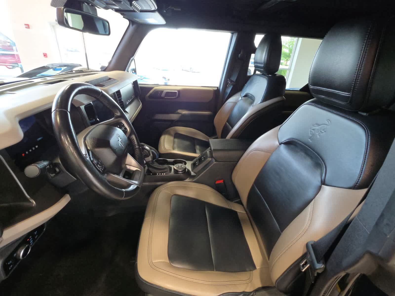 Used 2023 Ford Bronco Wildtrak AWD/4WD image 15