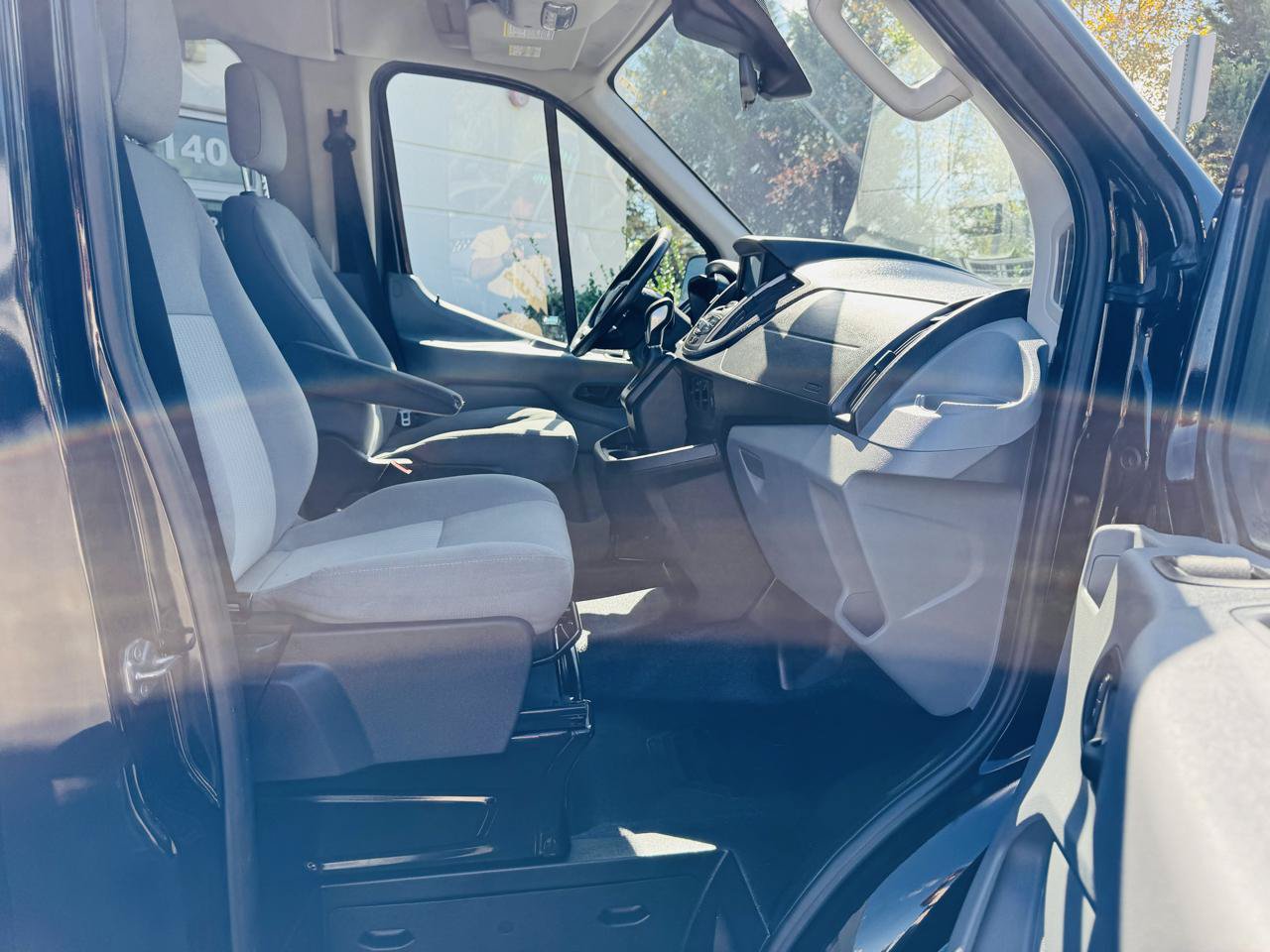 Used 2016 Ford Transit 350 XLT RWD image 16