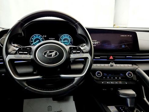 Used 2023 Hyundai Elantra Limited w/ Cargo Package FWD image 28