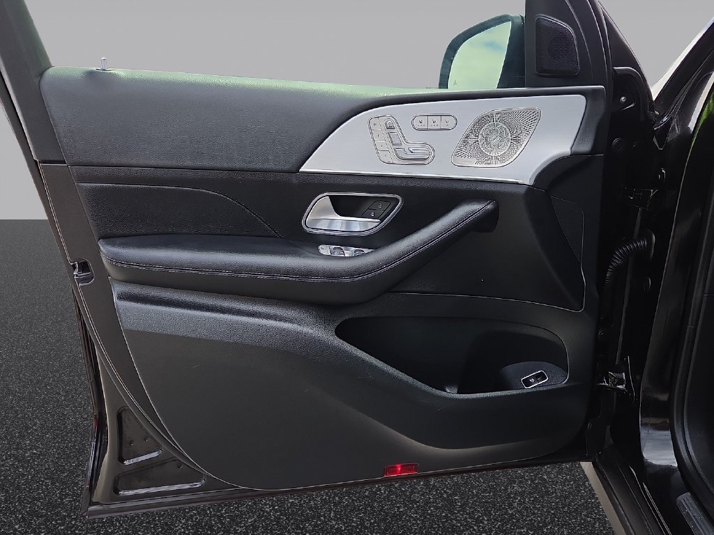 Used 2025 Mercedes-Benz GLE 350 4MATIC image 13