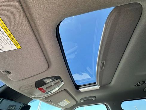 New 2026 Kia EV9 Light image 22