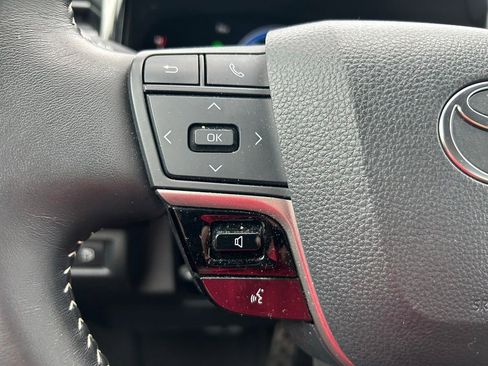 Used 2025 Toyota Camry SE w/ Multimedia Upgrade Package FWD image 20