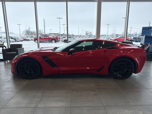 Used 2017 Chevrolet Corvette Z06 image 4