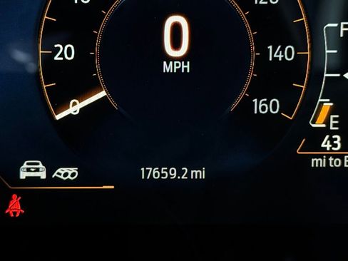 Used 2024 Ford Mustang GT Premium image 13