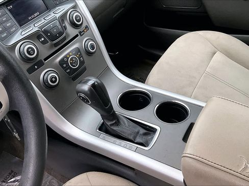 Used 2014 Ford Edge SE w/ Equipment Group 101A image 17