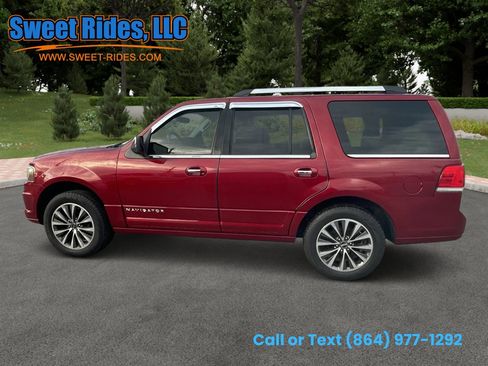 Used 2016 Lincoln Navigator Select image 5
