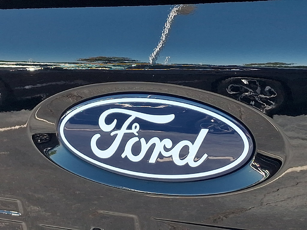 Used 2025 Ford F150 Lariat w/ Equipment Group 502A High AWD/4WD image 30