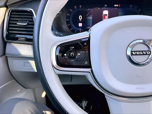 Certified 2024 Volvo XC90 B6 Plus w/ Protection Package Premier image 22