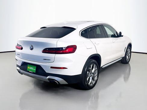 Used 2023 BMW X4 xDrive30i image 10