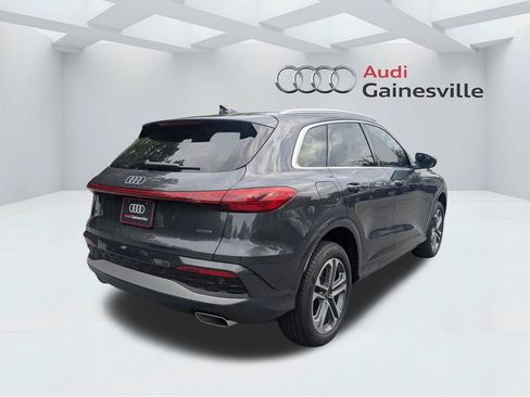 Used 2025 Audi Q5 Premium w/ Convenience Package AWD/4WD image 5
