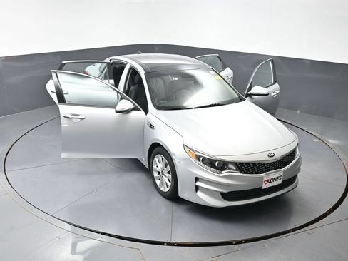 Used 2017 Kia Optima EX w/ Premium Package FWD image 58