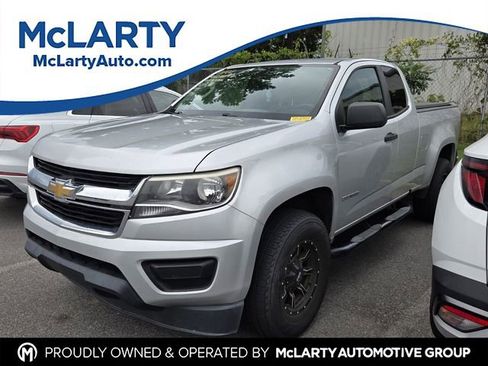 Used 2017 Chevrolet Colorado W/T RWD image 1