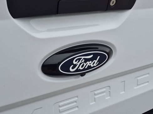 New 2026 Ford Maverick XLT w/ XLT Luxury Package FWD image 29