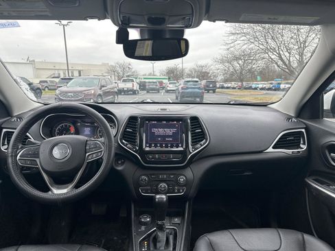 Used 2021 Jeep Cherokee Limited w/ Elite Package image 5