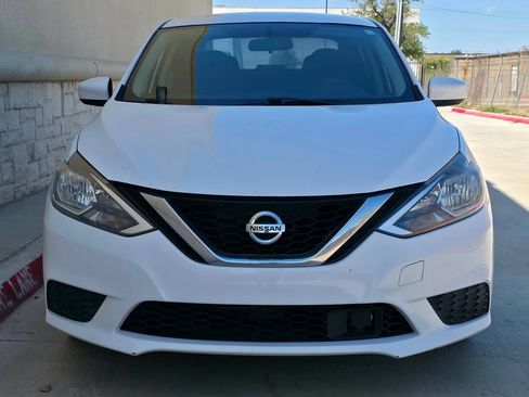 Used 2019 Nissan Sentra SV FWD image 8