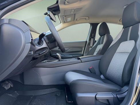 New 2026 Nissan Sentra SV w/ SV Convenience Package FWD image 15
