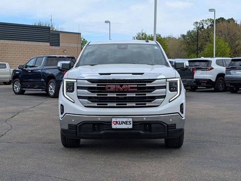 New 2026 GMC Sierra 1500 SLE AWD/4WD image 2