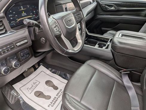 Used 2024 GMC Yukon Denali w/ Advanced Technology Package AWD/4WD image 11