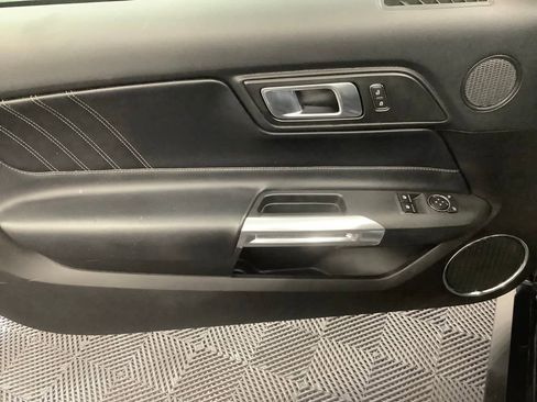 Used 2021 Ford Mustang Premium RWD image 5