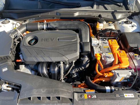 Certified 2022 Hyundai Sonata Limited image 10