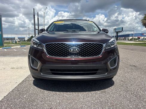 Used 2016 Kia Sorento FWD image 8