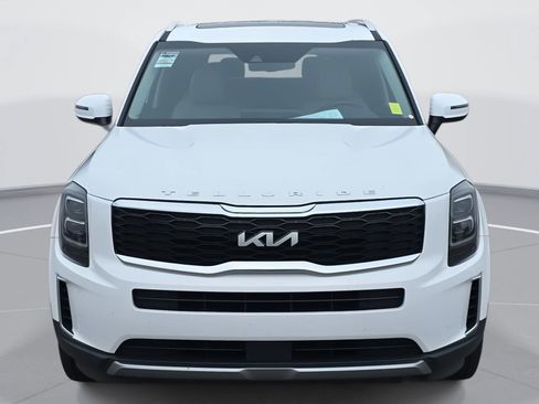 Used 2022 Kia Telluride EX w/ EX Premium Package image 2