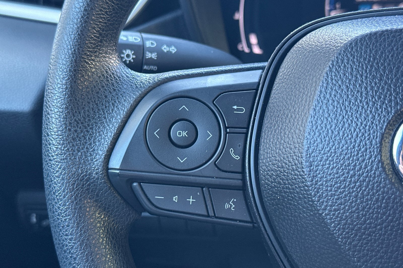 Certified 2026 Toyota Corolla LE FWD image 36