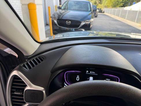 Used 2025 Kia Soul LX w/ Option Group 015 image 34