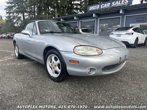 Used 2000 MAZDA MX-5 Miata image 1