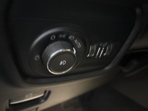 Used 2023 Jeep Grand Cherokee L Limited w/ Trailer Tow Group (B) image 23