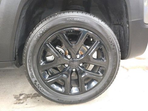 Used 2022 Jeep Renegade Altitude image 10