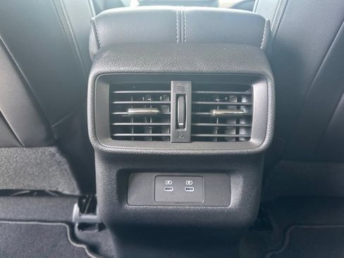 Certified 2025 Nissan Murano SL AWD/4WD image 12