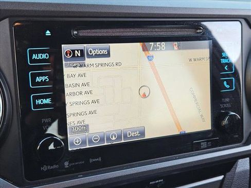 Used 2018 Toyota Tacoma TRD Sport image 12