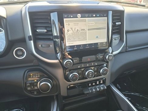 Used 2022 RAM 1500 Big Horn AWD/4WD image 41