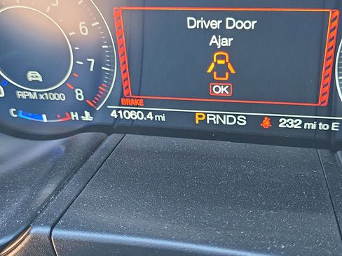 Used 2022 Ford Mustang GT Premium w/ Equipment Group 401A image 15