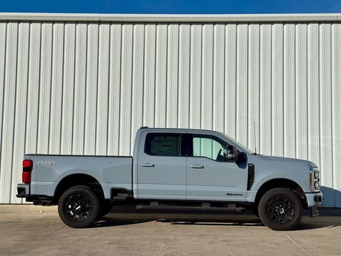 New 2025 Ford F350 Lariat w/ Lariat Ultimate Package AWD/4WD image 6