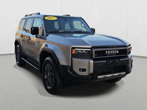 Used 2025 Toyota Land Cruiser image 3