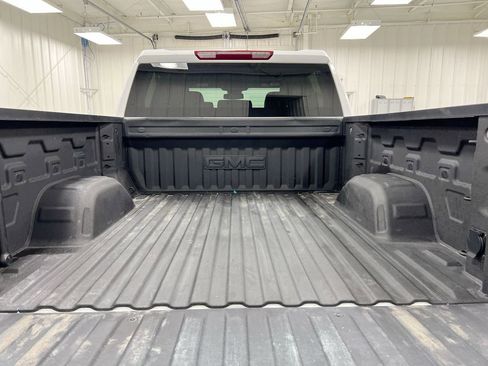 Used 2025 GMC Sierra 1500 AT4 AWD/4WD image 24