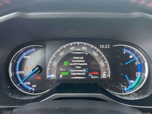 Certified 2025 Toyota RAV4 SE w/ Weather & Moonroof Package image 29