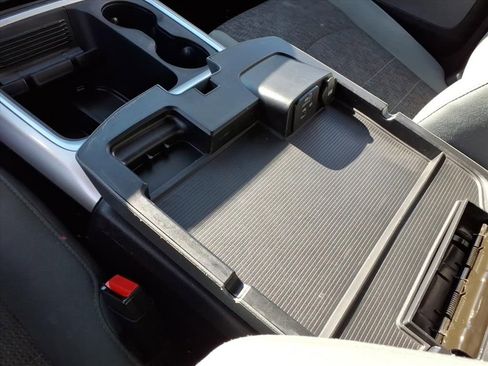 Used 2016 RAM 1500 Big Horn image 30