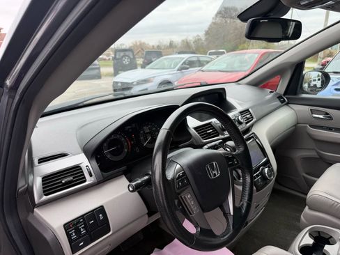 Used 2014 Honda Odyssey EX-L image 11