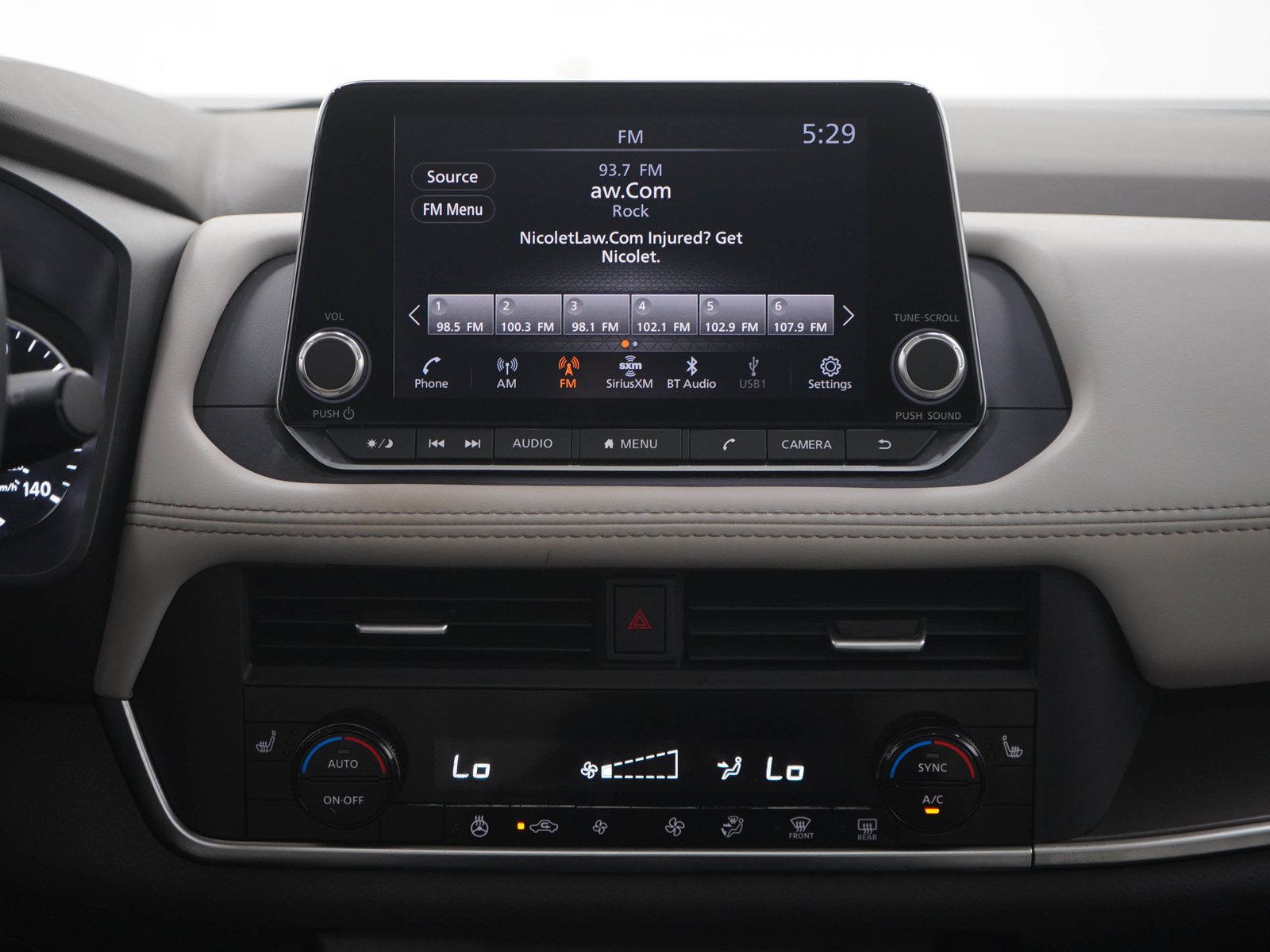 Used 2023 Nissan Rogue SV w/ SV Premium B Package AWD/4WD image 19