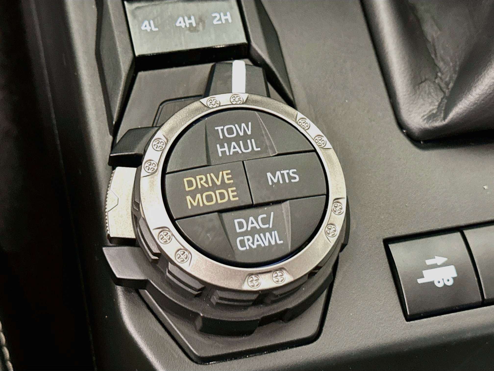 Used 2026 Toyota 4Runner TRD Off-Road Premium w/ Tow Technology Package AWD/4WD image 25